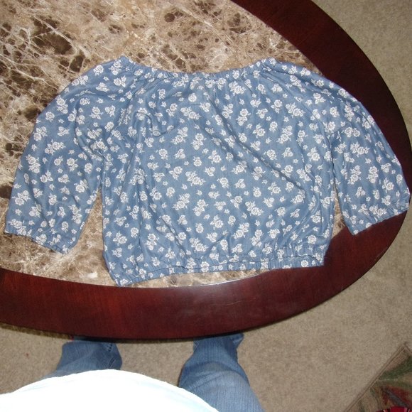 Full Tilt Floral off the shoulder Crop Top - Picture 2 of 4